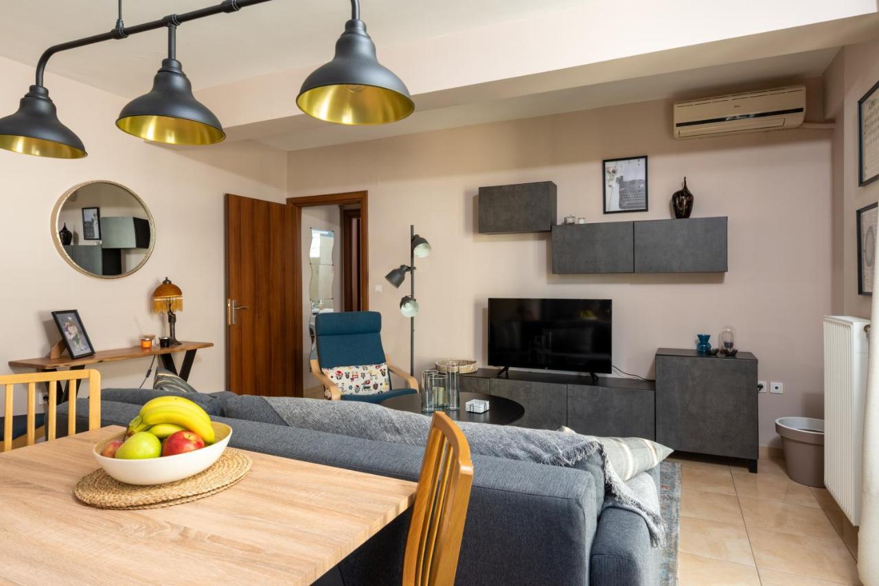 Eleni'S Modern Apartment Volos Buitenkant foto